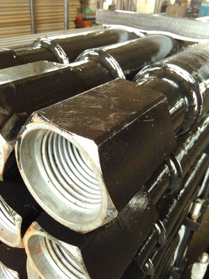 جذع حفر آبار المياه 114 مم Ingersoll Rand Api 3 1 / 2REG Thread